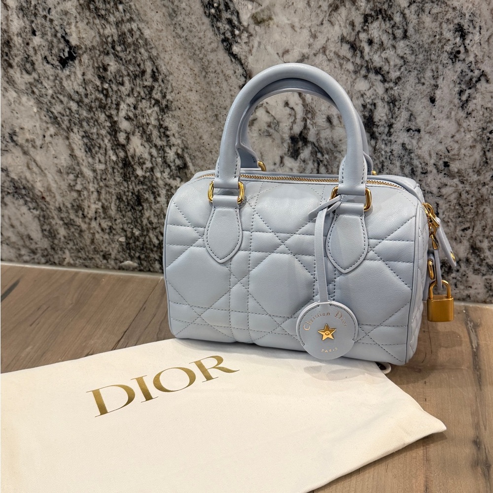 Christian Dior Groove 20 Bag Cloud Blue Cannage Leather - FULL SET with Receipt - Picture 2 of 8